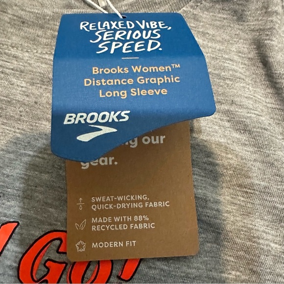 Brooks Gray graphic Long Sleeve Run Merry Go Distance Top quick drying medium - Picture 6 of 11